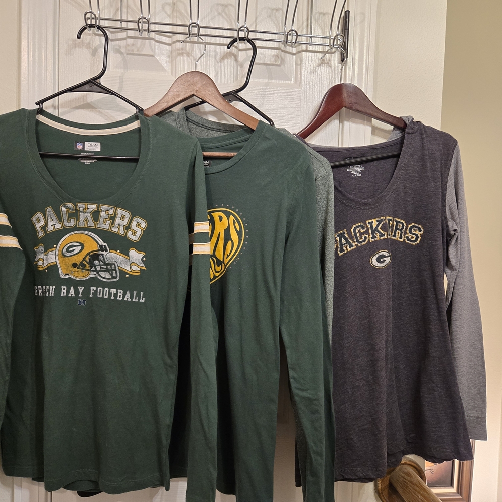 Packers Women's Long Sleeve Tees - Green and Gray